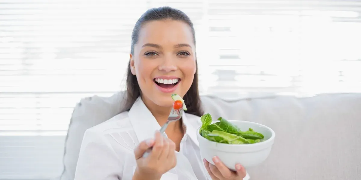 How Diet Influences Oral Health
